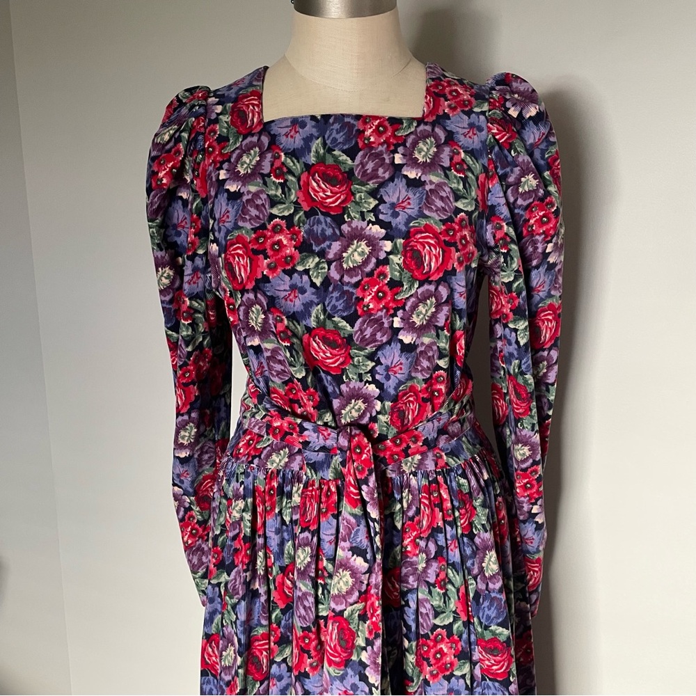 Laura Ashley floral corduroy long sleeve dress size 10